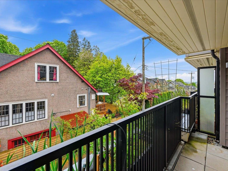 1047 Victoria Drive, Vancouver, BC, V5L 2K9 - 17