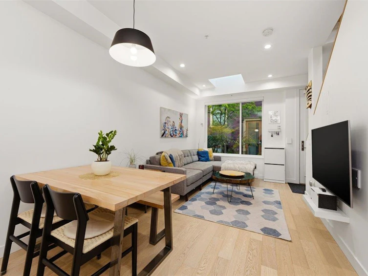 1047 Victoria Drive, Vancouver, BC, V5L 2K9 - 6