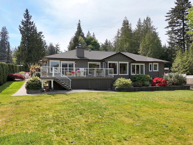 5481 Eureka Road, Halfmoon Bay, BC, V7Z 1A1 - 2