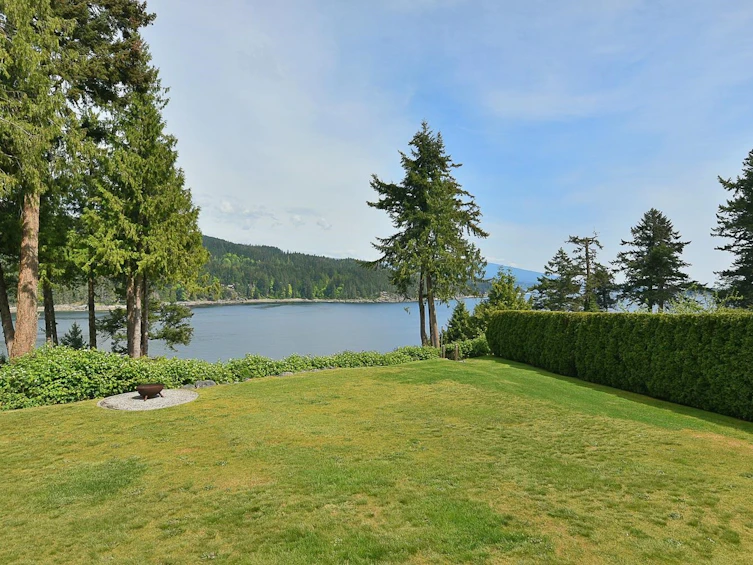5481 Eureka Road, Halfmoon Bay, BC, V7Z 1A1 - 18