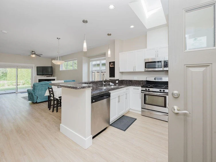 757 Gerussi Lane, Gibsons, BC, V0N 1V7 - 4