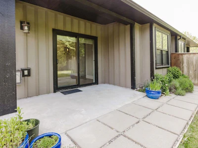 757 Gerussi Lane - 3