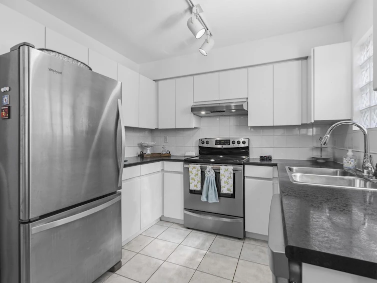205-1533 Best Street, Surrey, BC, V4B 4E9 - 5