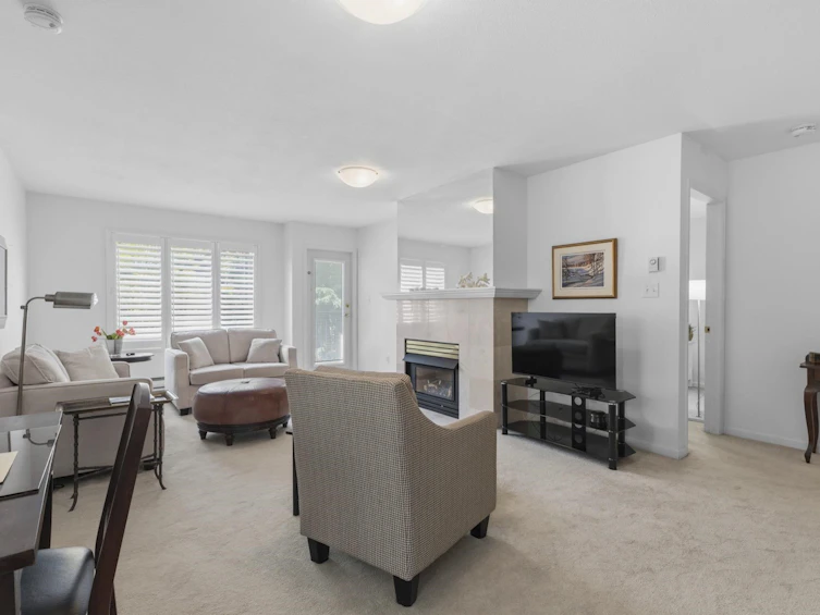 205-1533 Best Street, Surrey, BC, V4B 4E9 - 9