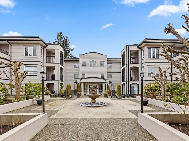 205 - 1533 Best Street, Surrey BC V4B 4E9