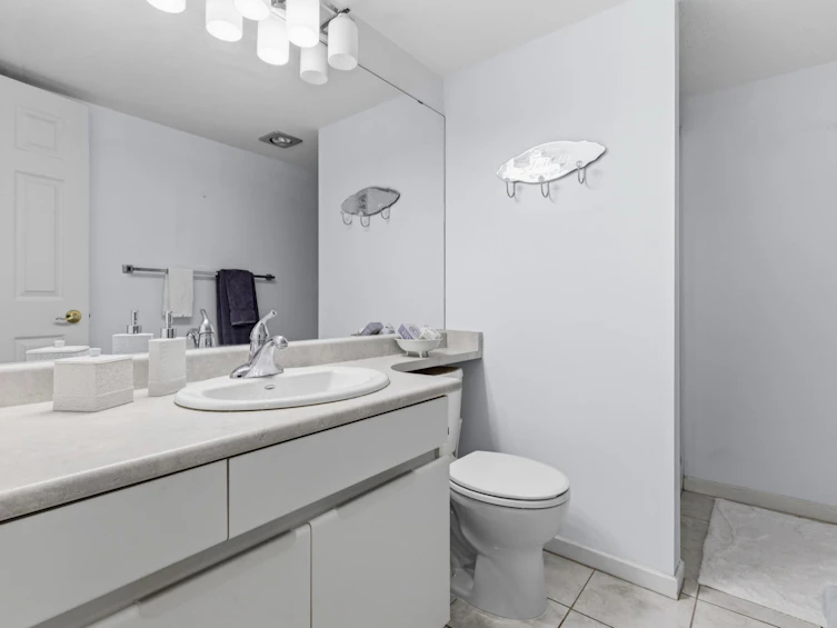 205-1533 Best Street, Surrey, BC, V4B 4E9 - 22
