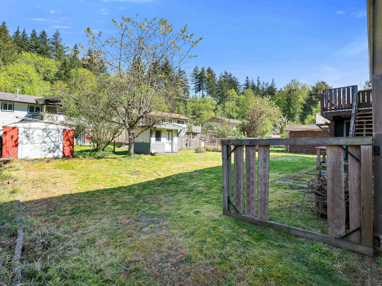 38319 Westway Avenue, Squamish, BC, V8B 0W6 - 24