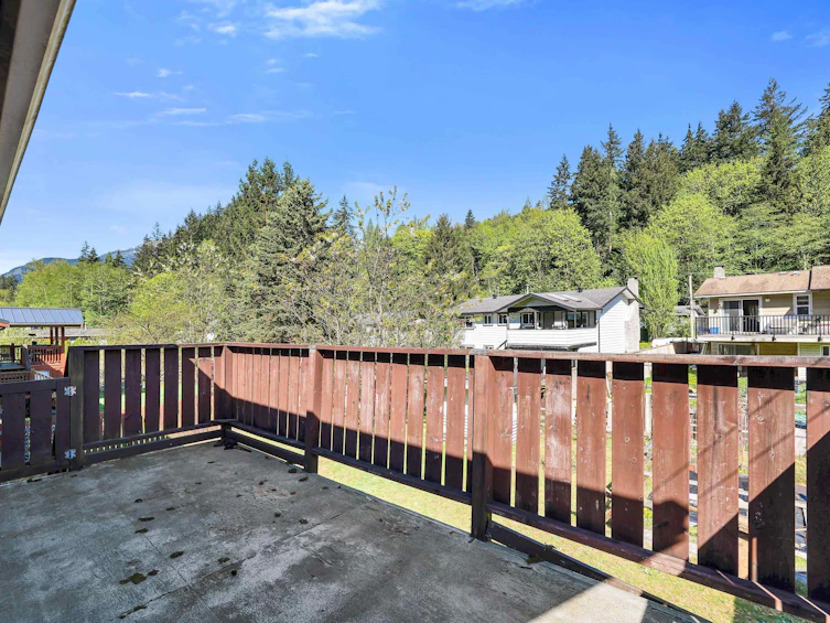 38319 Westway Avenue, Squamish, BC, V8B 0W6 - 23