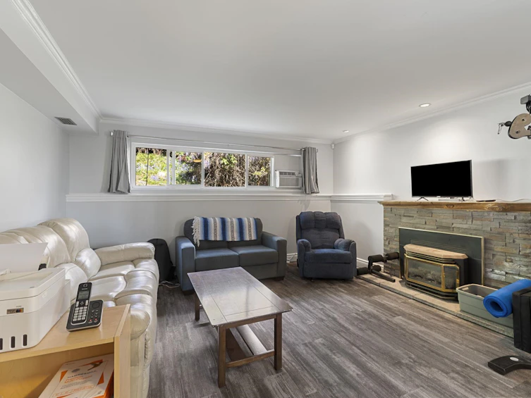 1447 Columbia Avenue, Port Coquitlam, BC, V3C 1C5 - 3