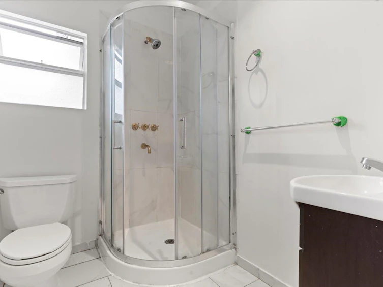 5263 Wales Street, Vancouver, BC, V5R 3M7 - 10