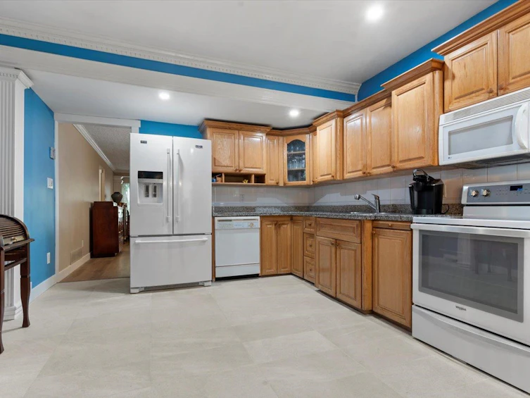 5263 Wales Street, Vancouver, BC, V5R 3M7 - 24