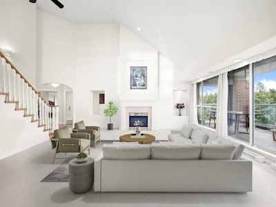 1700-5615 Hampton Place - 5