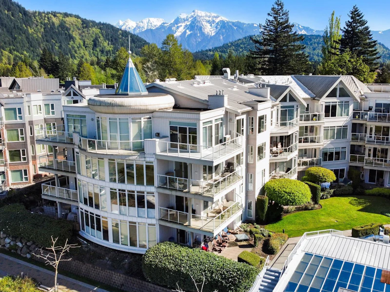 315 - 328 Esplanade Avenue, Harrison Hot Springs BC V0M 1A3