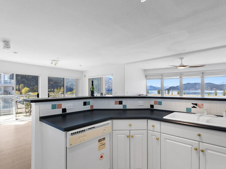 315-328 Esplanade Avenue, Harrison Hot Springs, BC, V0M 1K0 - 20