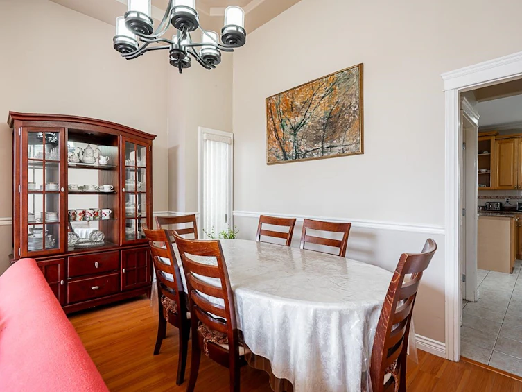 8358 144 Street, Surrey, BC, V3W 5T5 - 6