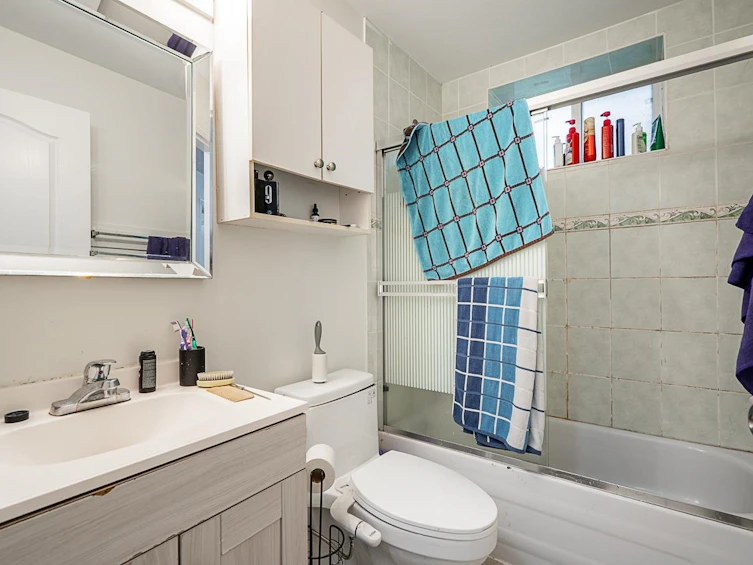 8358 144 Street, Surrey, BC, V3W 5T5 - 37