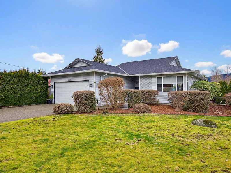 33275 Cherry Avenue, Mission BC V2V 2V3