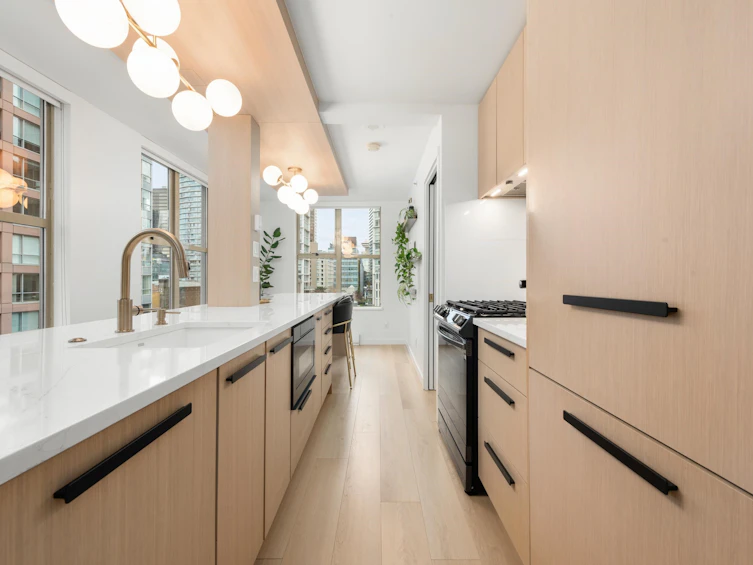 1203-969 Richards Street, Vancouver, BC, V6B 1A8 - 5