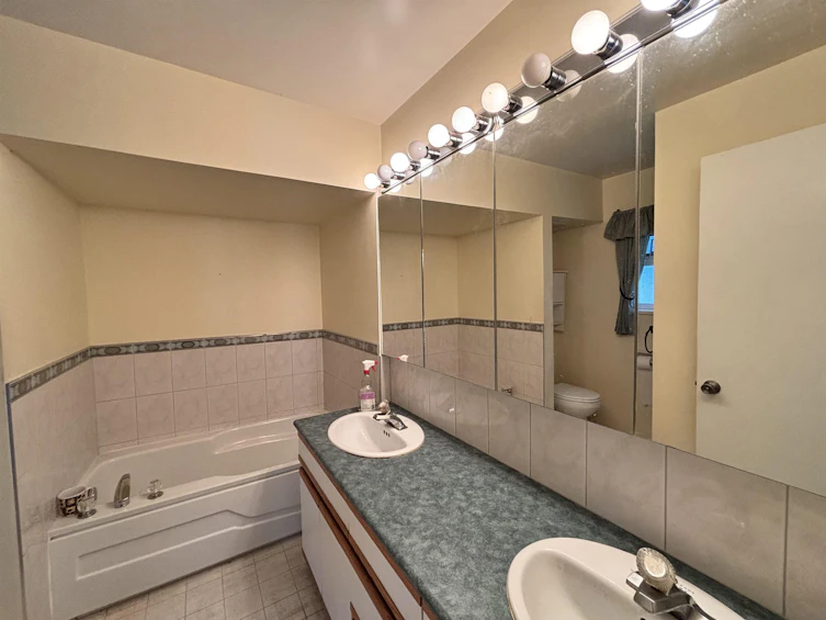 4740 Mclure Avenue, Richmond, BC, V7C 4J9 - 15