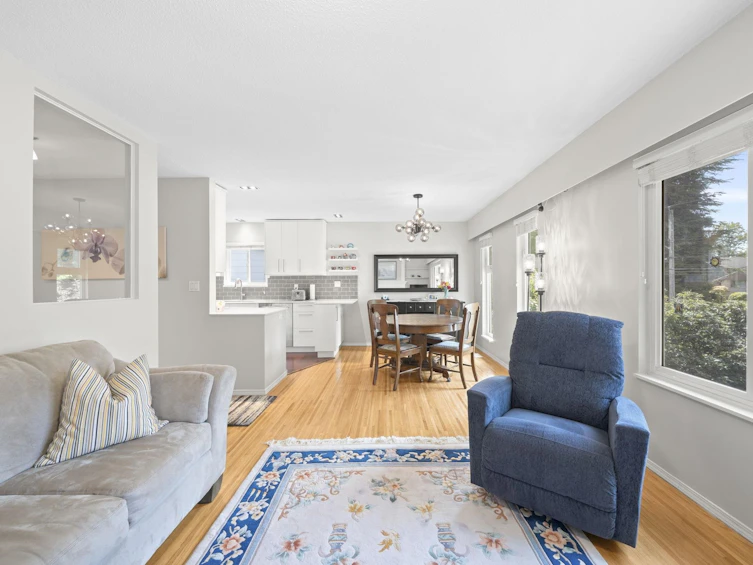 3444 Church Street, North Vancouver, BC, V7K 2L4 - 11