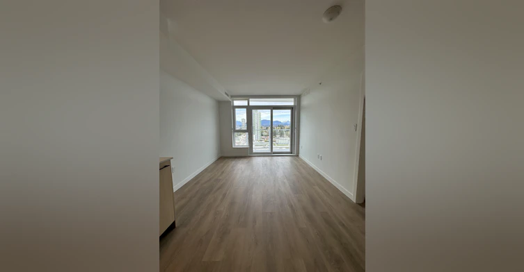190X-13738 Central Avenue, Surrey, BC, V3T 0X5 - 4