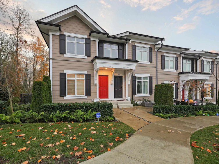 51-2070 Oak Meadows Drive, Surrey, BC, V3Z 1J1