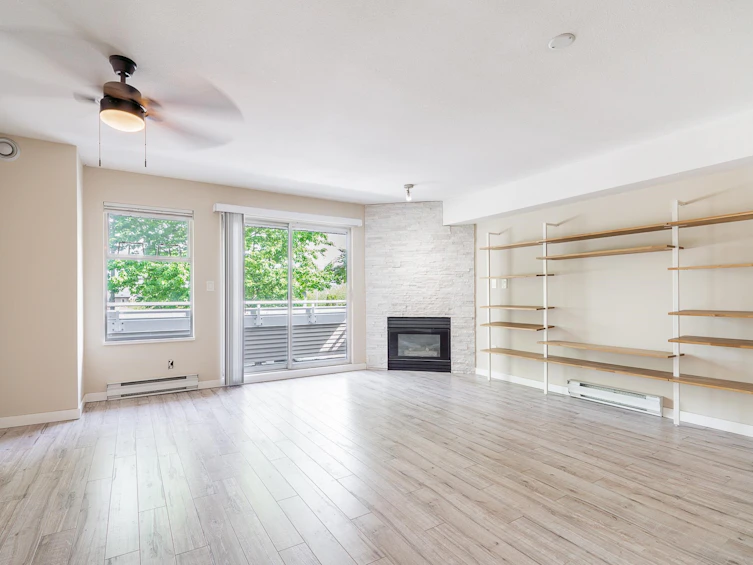 204-3183 Esmond Avenue, Burnaby, BC, V5G 4V6 - 2