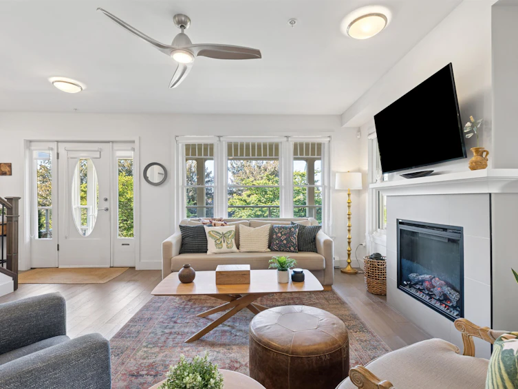 1-244 E 5th Street, North Vancouver, BC, V7L 1L7 - 13