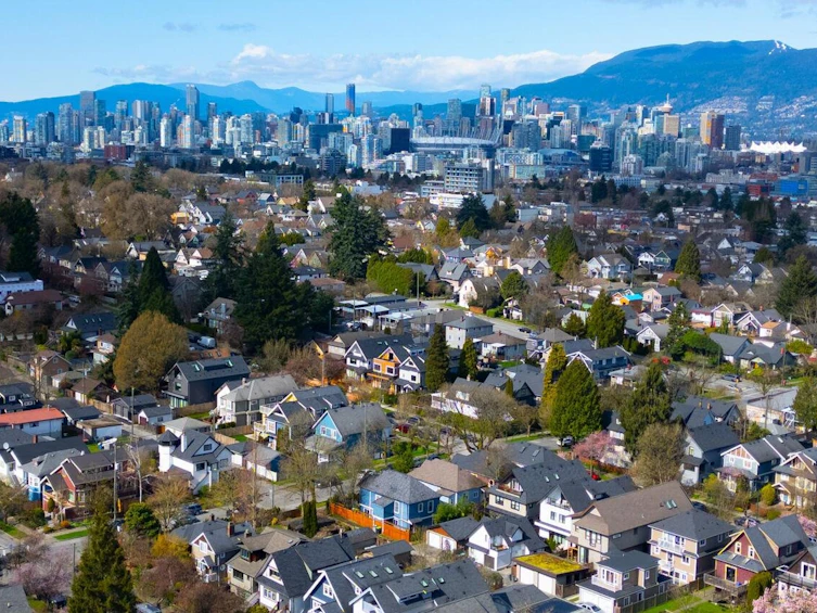 1026 E 13th Avenue, Vancouver, BC, V5T 2L8 - 39