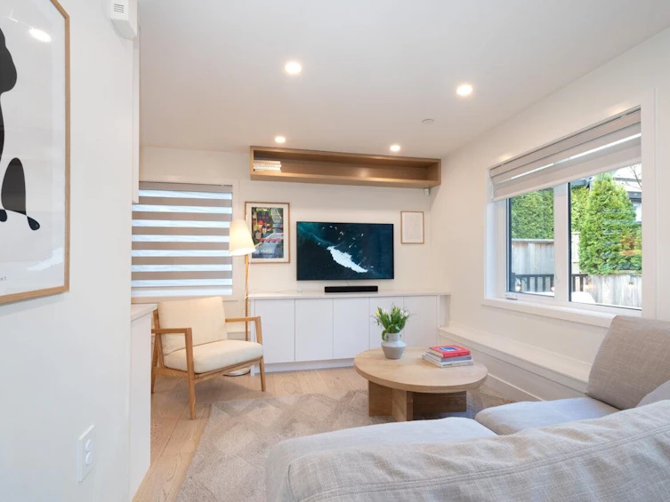 1026 E 13th Avenue, Vancouver, BC, V5T 2L8 - 12