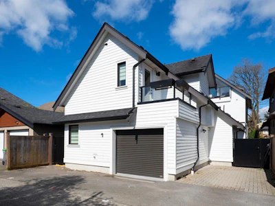 1026 E 13th Avenue - 2