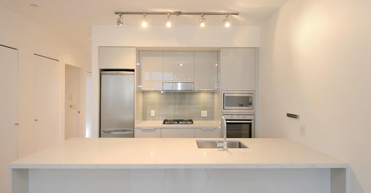503-71 E Pender Street, Vancouver, BC, V6A 1S9 - 4