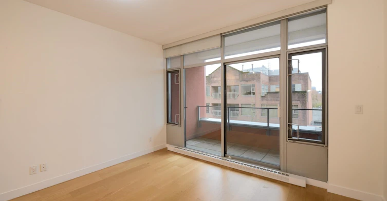 503-71 E Pender Street, Vancouver, BC, V6A 1S9 - 6