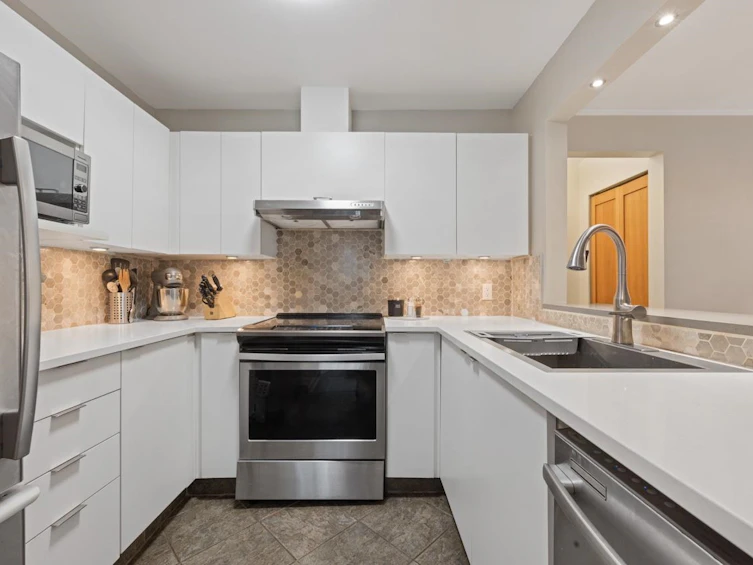 106-2588 Alder Street, Vancouver, BC, V6H 4E3 - 6