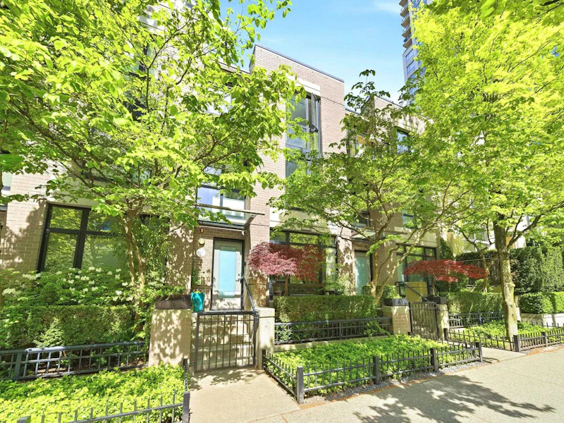 1259 Richards Street, Vancouver BC V6B 3G3