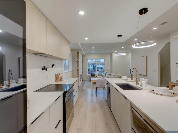 7-339 Keary Street, New Westminster, BC, V3L 3L2 - 7