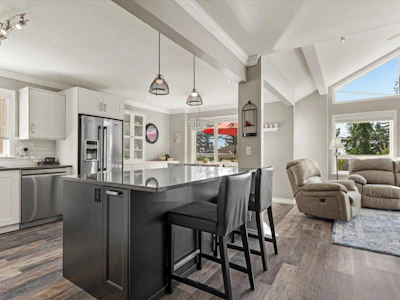 11-8590 Sunrise Drive - 5