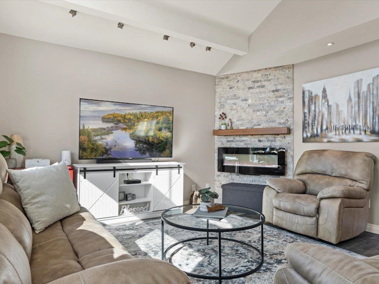 11-8590 Sunrise Drive, Chilliwack, BC, V2R 3Z4 - 10