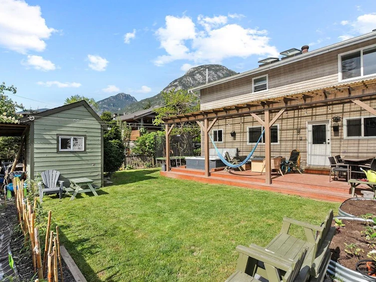 39706 Government Road, Squamish, BC, V8B 0M8 - 35