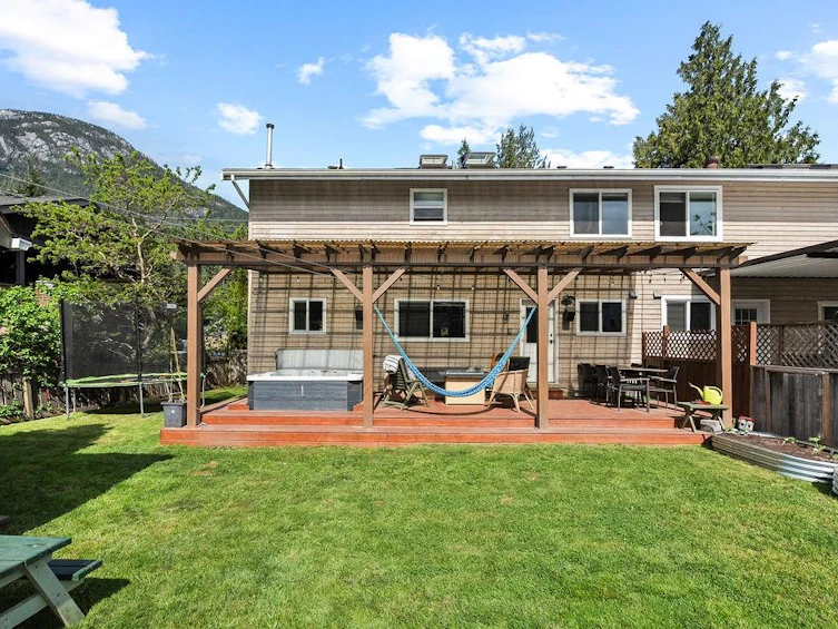 39706 Government Road, Squamish, BC, V8B 0M8 - 34