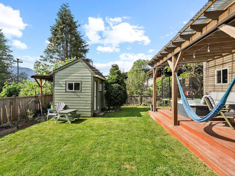 39706 Government Road, Squamish, BC, V8B 0M8 - 36