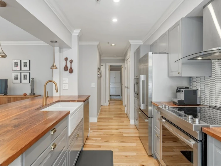 103-2110 York Avenue, Vancouver, BC, V6K 1C3 - 12