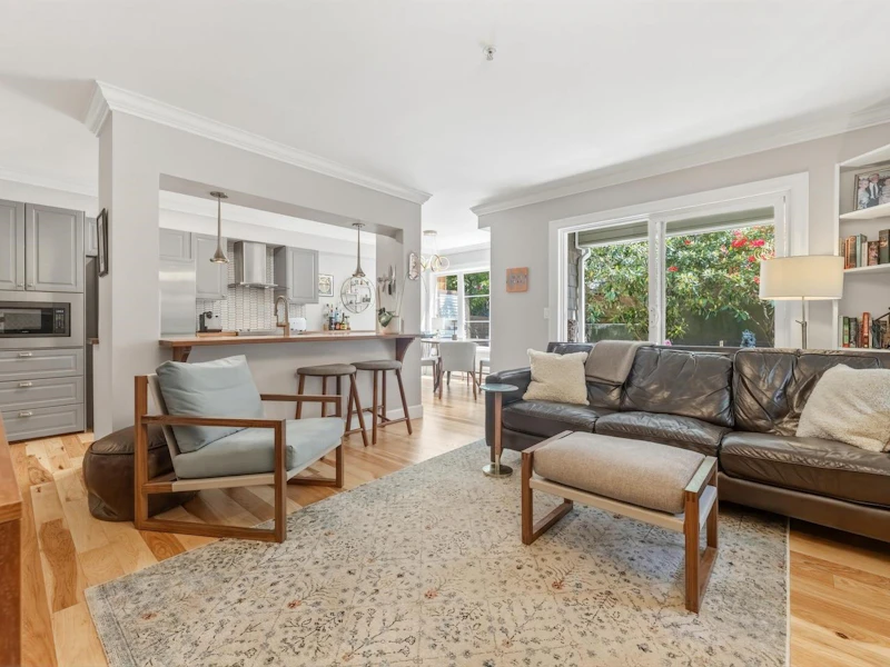 103 - 2110 York Avenue, Vancouver BC V6K 1C3