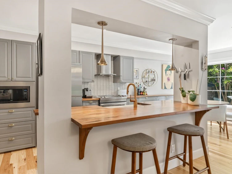 103-2110 York Avenue, Vancouver, BC, V6K 1C3 - 5
