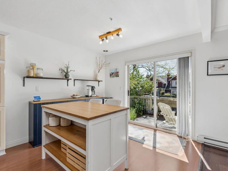 3-222 E 5th Street, North Vancouver, BC, V7L 1L7 - 21