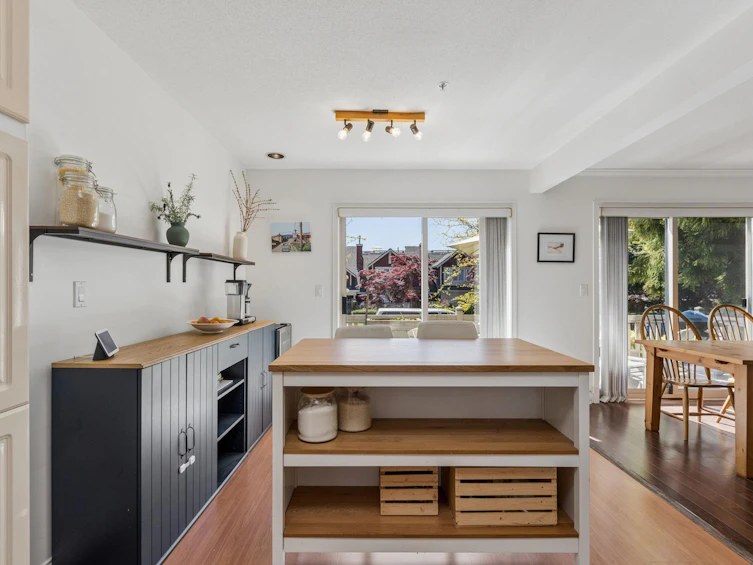 3-222 E 5th Street, North Vancouver, BC, V7L 1L7 - 20