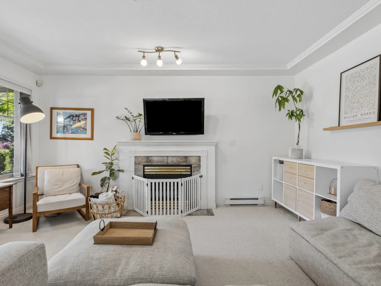 3-222 E 5th Street, North Vancouver, BC, V7L 1L7 - 6