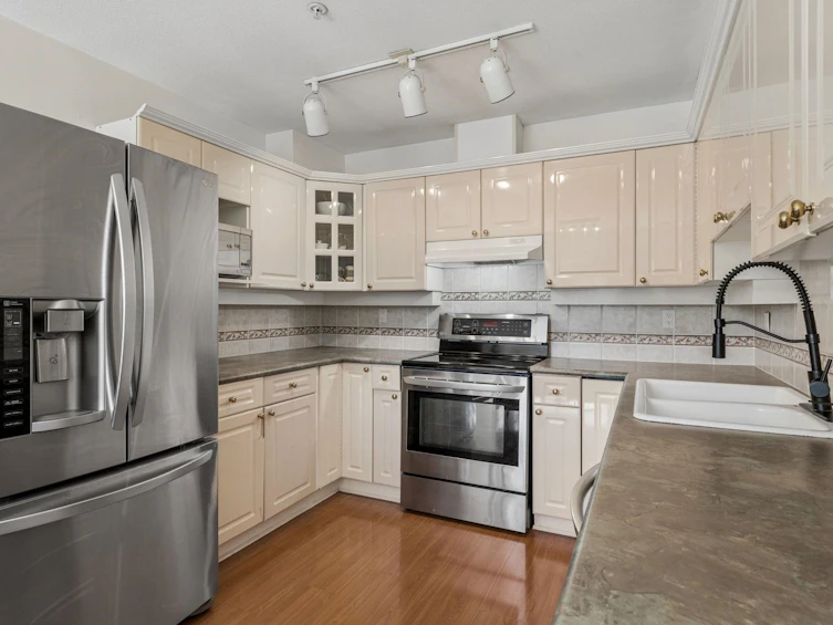 3-222 E 5th Street, North Vancouver, BC, V7L 1L7 - 19