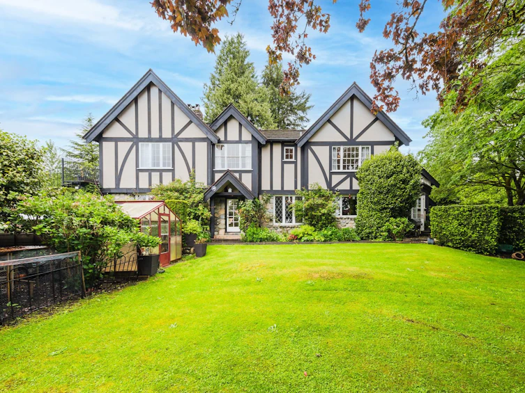 1850 Mathers Avenue, West Vancouver, BC, V7V 2G8