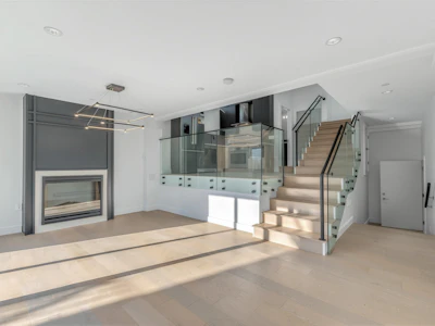 7355 Oak Street - 3